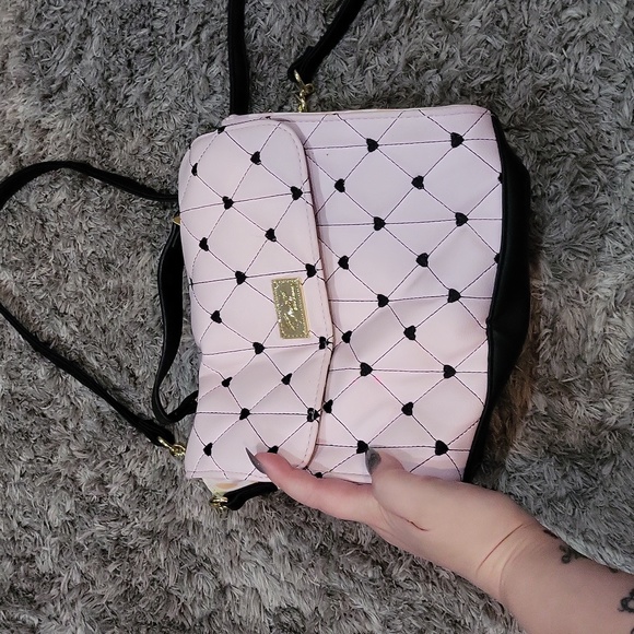 Betsey Johnson Handbags - Betsey Johnson Purse